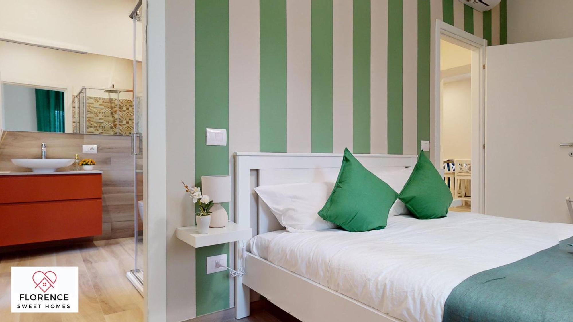 Sonia Apartment With Free Parking By Florence Sweet Homes Eksteriør billede