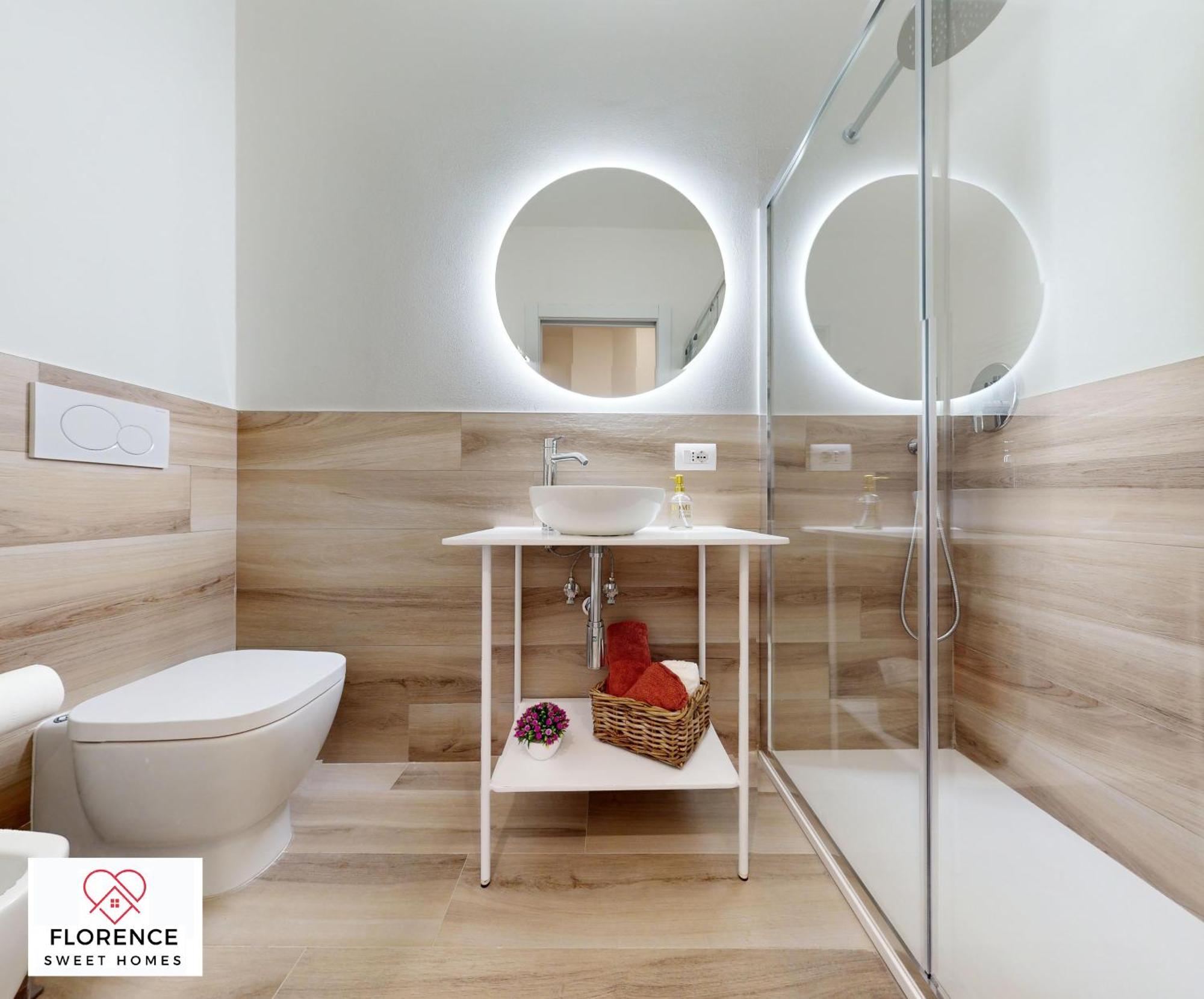 Sonia Apartment With Free Parking By Florence Sweet Homes Eksteriør billede